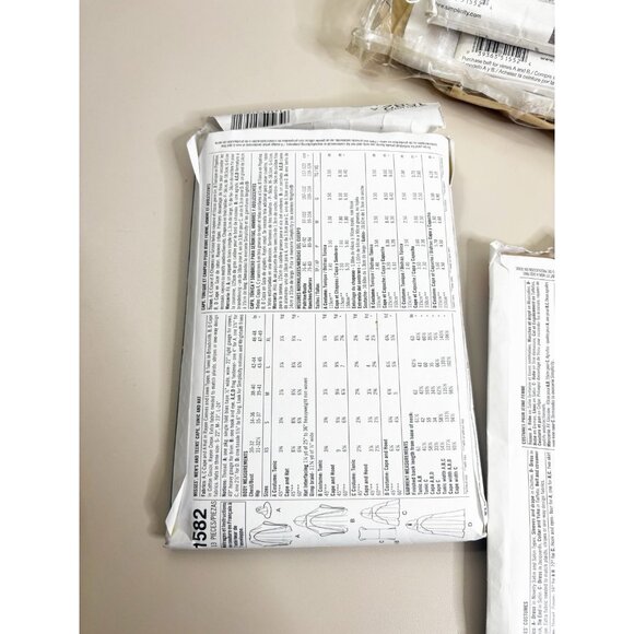 Costume Sewing Pattern (Lot Of 5-used/complete) Capes,Tunic,Boots,Dresses Etc - Picture 9 of 10